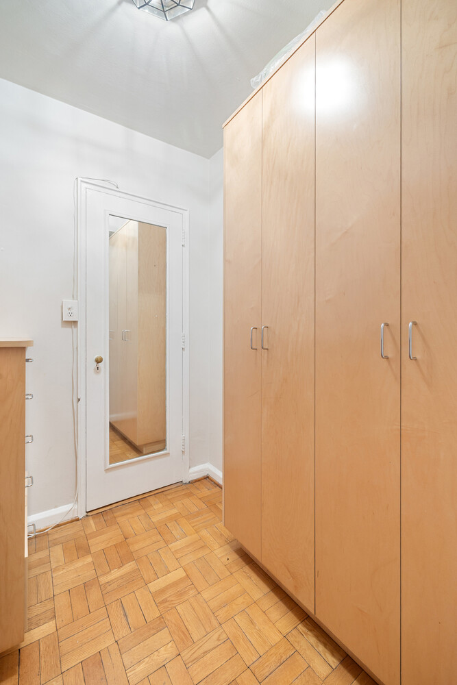 #9 photo, New York City, Midtown East , NY 10022