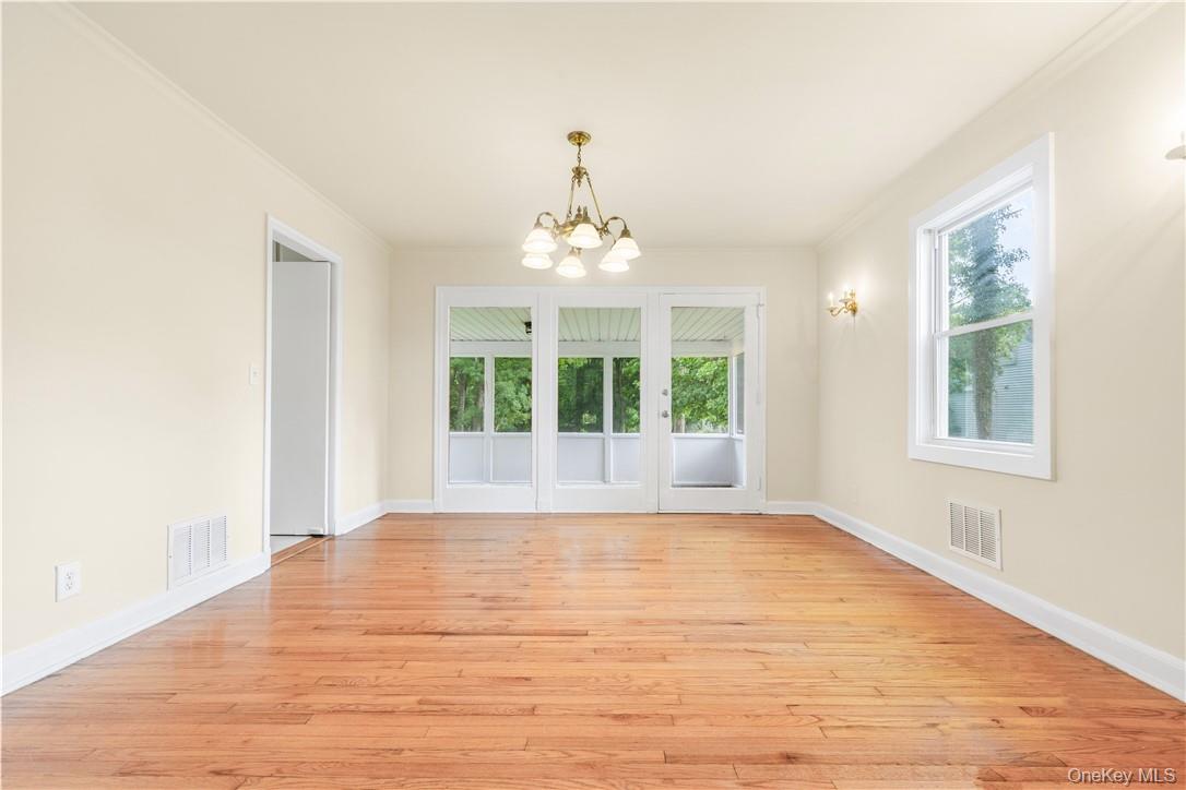 #12 photo, 228 Union Avenue, Harrison , NY 10528