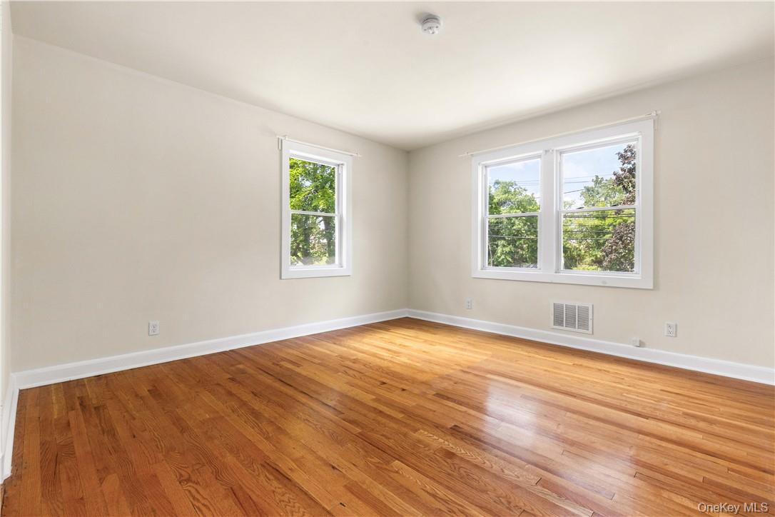 #19 photo, 228 Union Avenue, Harrison , NY 10528