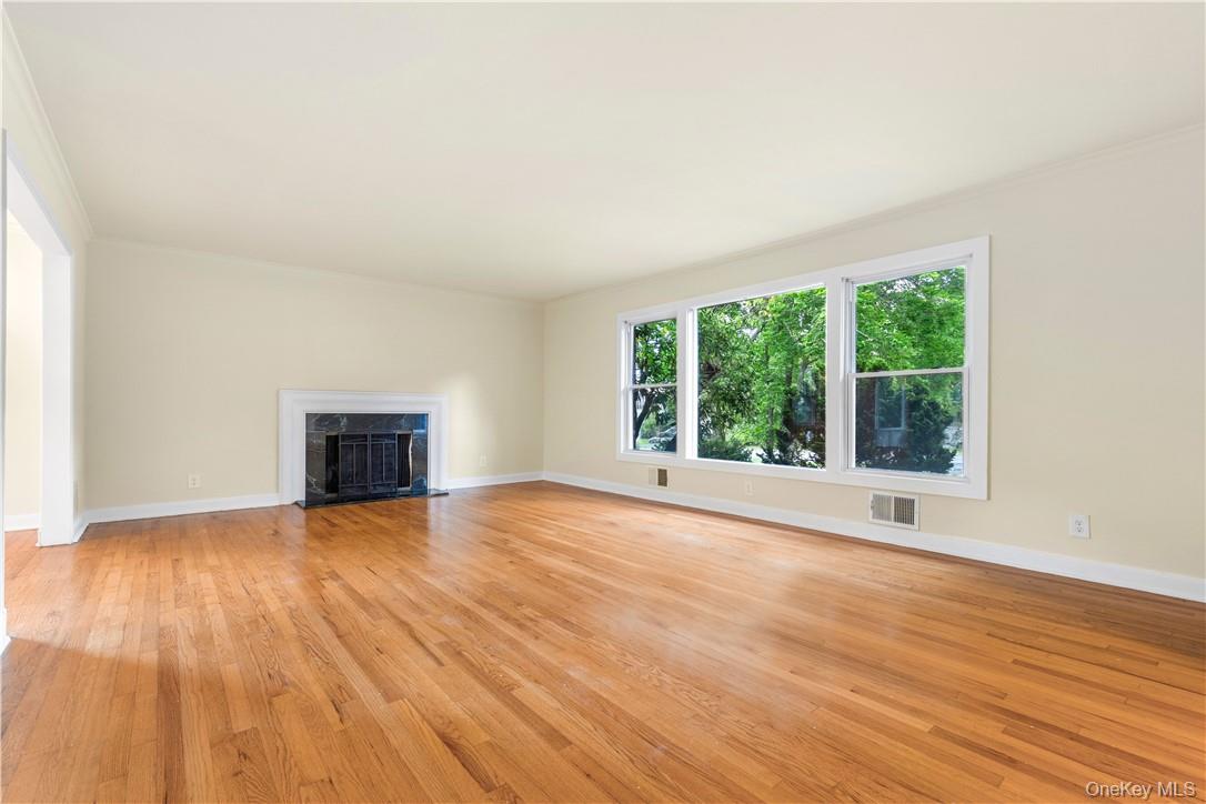 #7 photo, 228 Union Avenue, Harrison , NY 10528