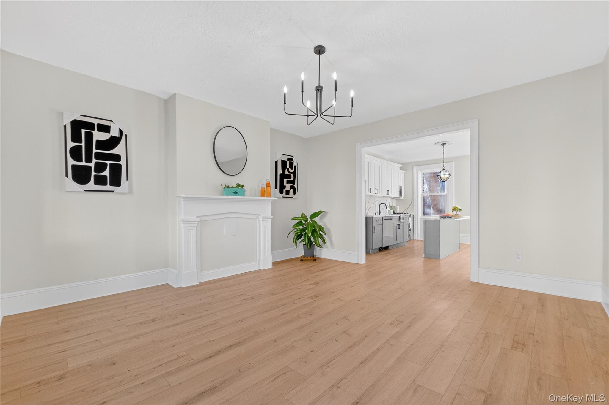 #20 photo, 171 Chambers Street, Newburgh , NY 12550