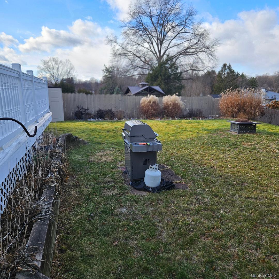 #5 photo, 28 Cardinal Drive, Poughkeepsie , NY 12601