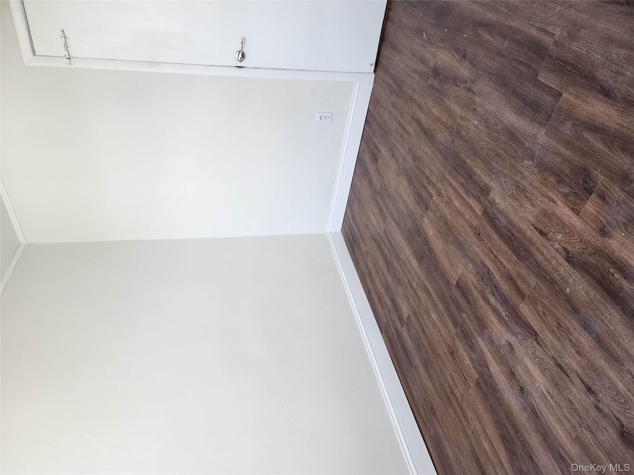 #13 photo, 6410 Myrtle Avenue, Glendale , NY 11385