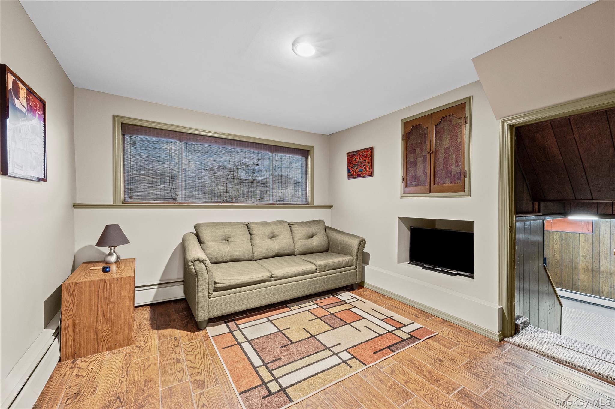 #19 photo, 2476 Florin Court, מחוז נסאו Bellmore , NY 11710