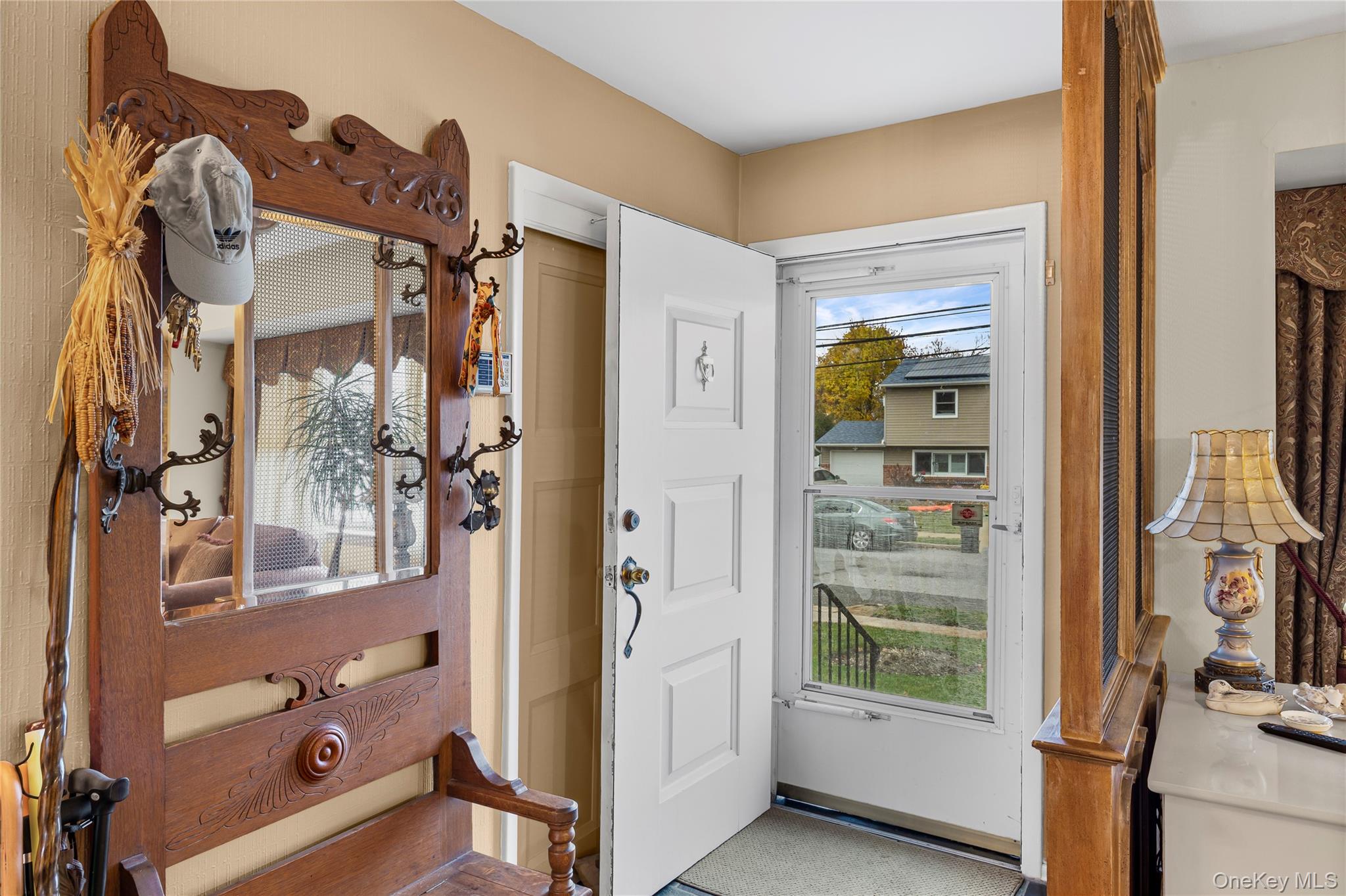 #3 photo, 2476 Florin Court, מחוז נסאו Bellmore , NY 11710