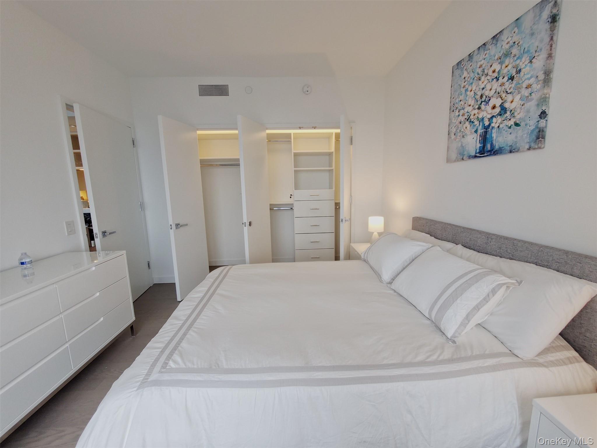 #3 photo, 252 South Street, New York (Manhattan) , NY 10002