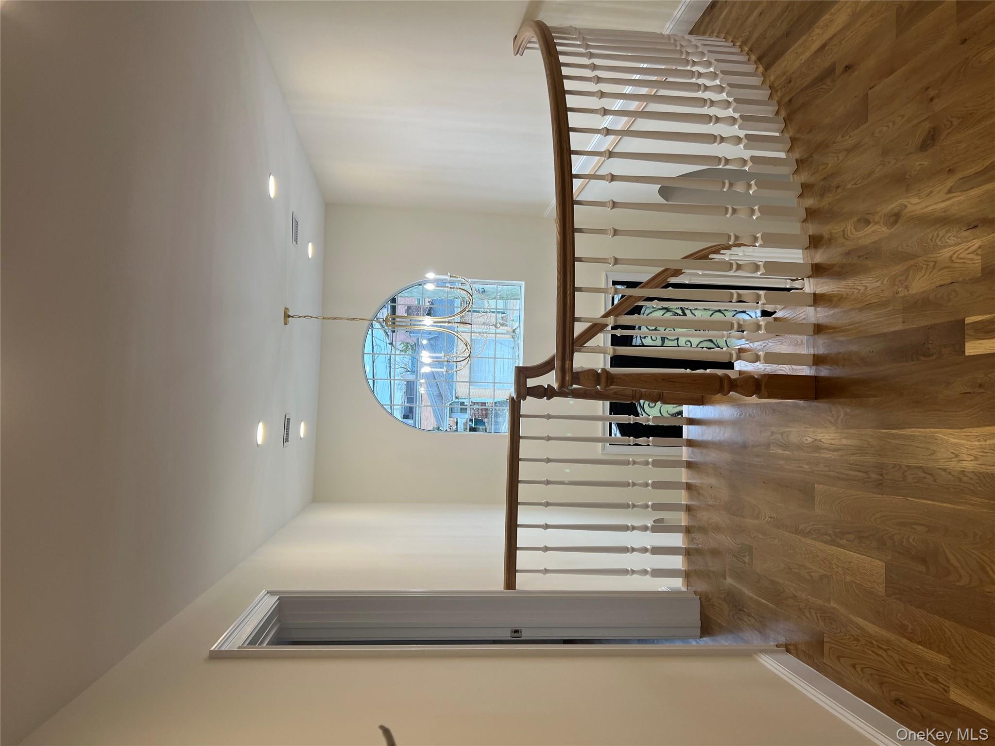 #7 photo, 19 Sunlight Hill, Yonkers , NY 10704