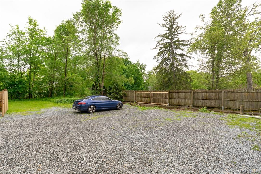 #11 photo, 80 W Dorsey Lane, Hyde Park , NY 12538