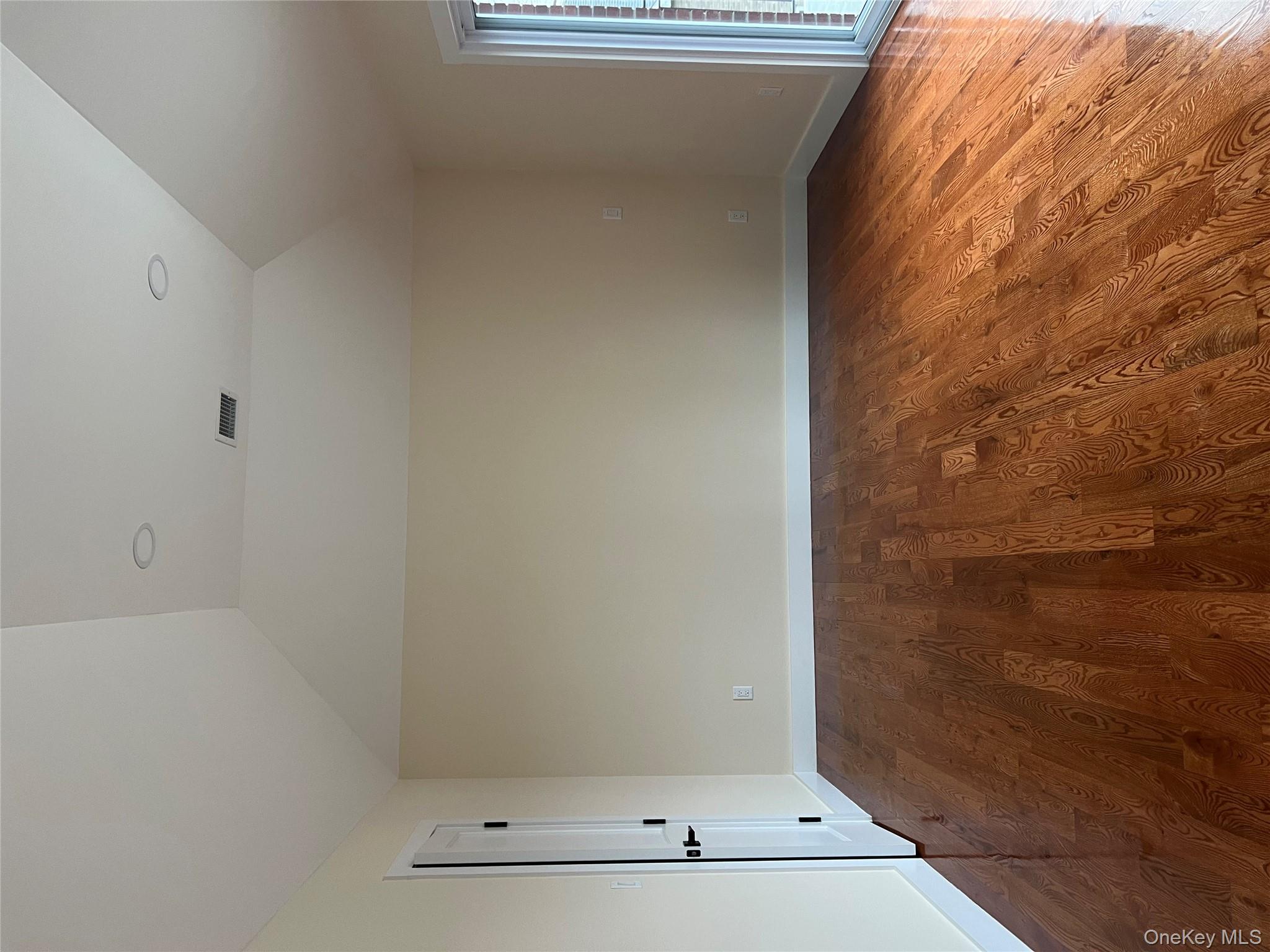 #17 photo, 15 Sunlight Hill, Yonkers , NY 10704