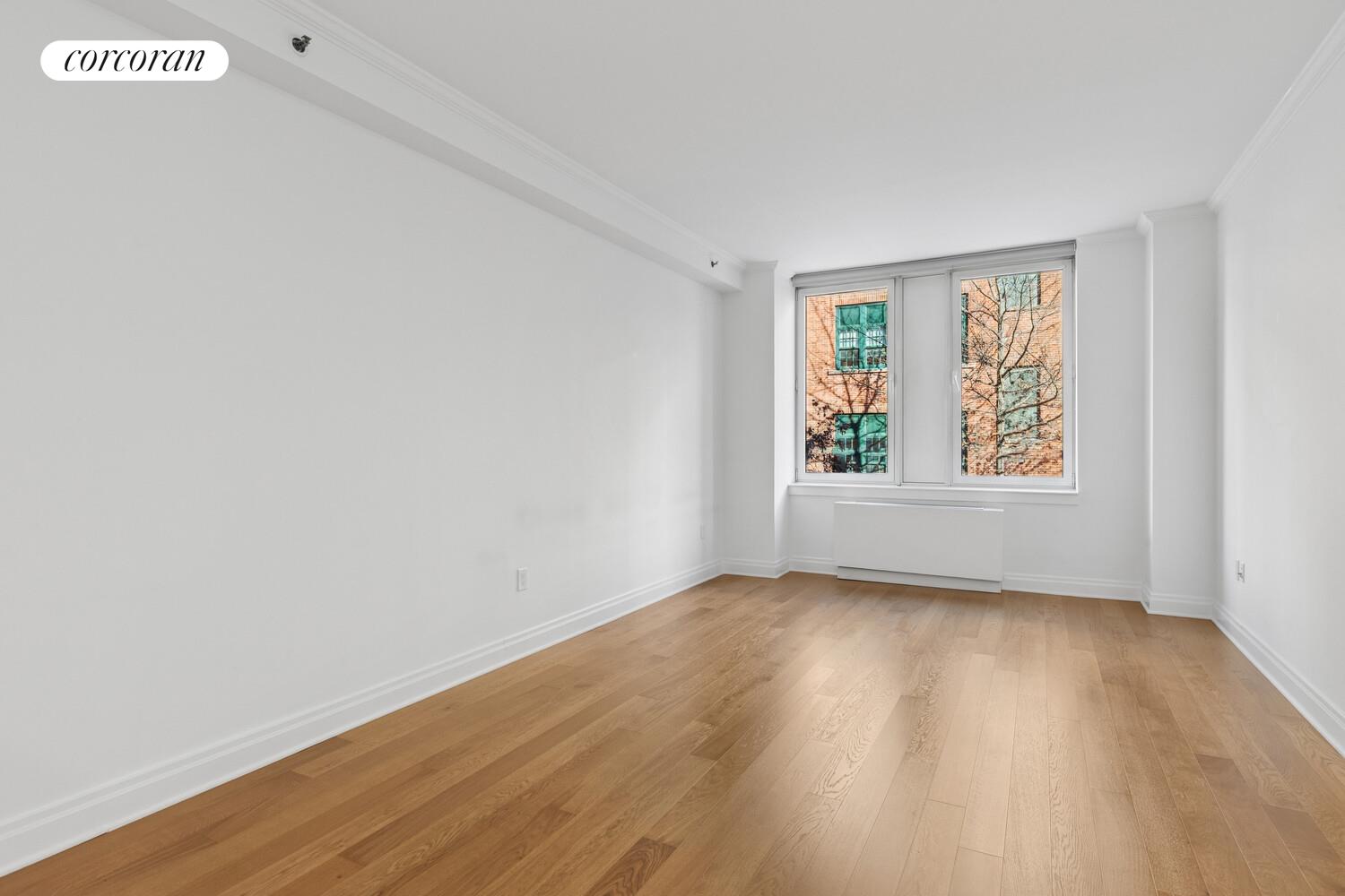 #1 photo, 404 E 76TH Street, Lenox Hill , NY 10021