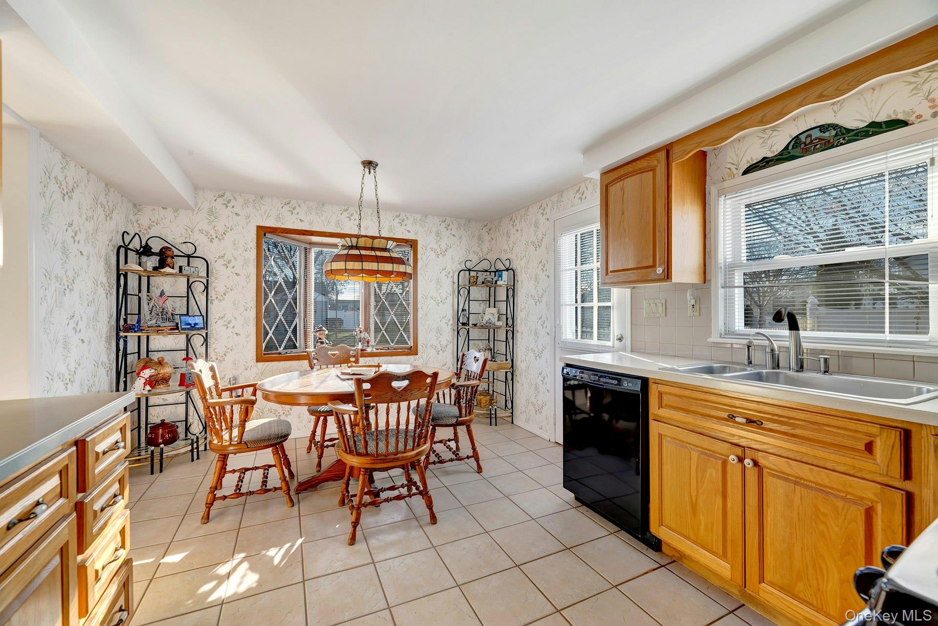 #4 photo, 167 Grove Street, Port Jefferson Station , NY 11776