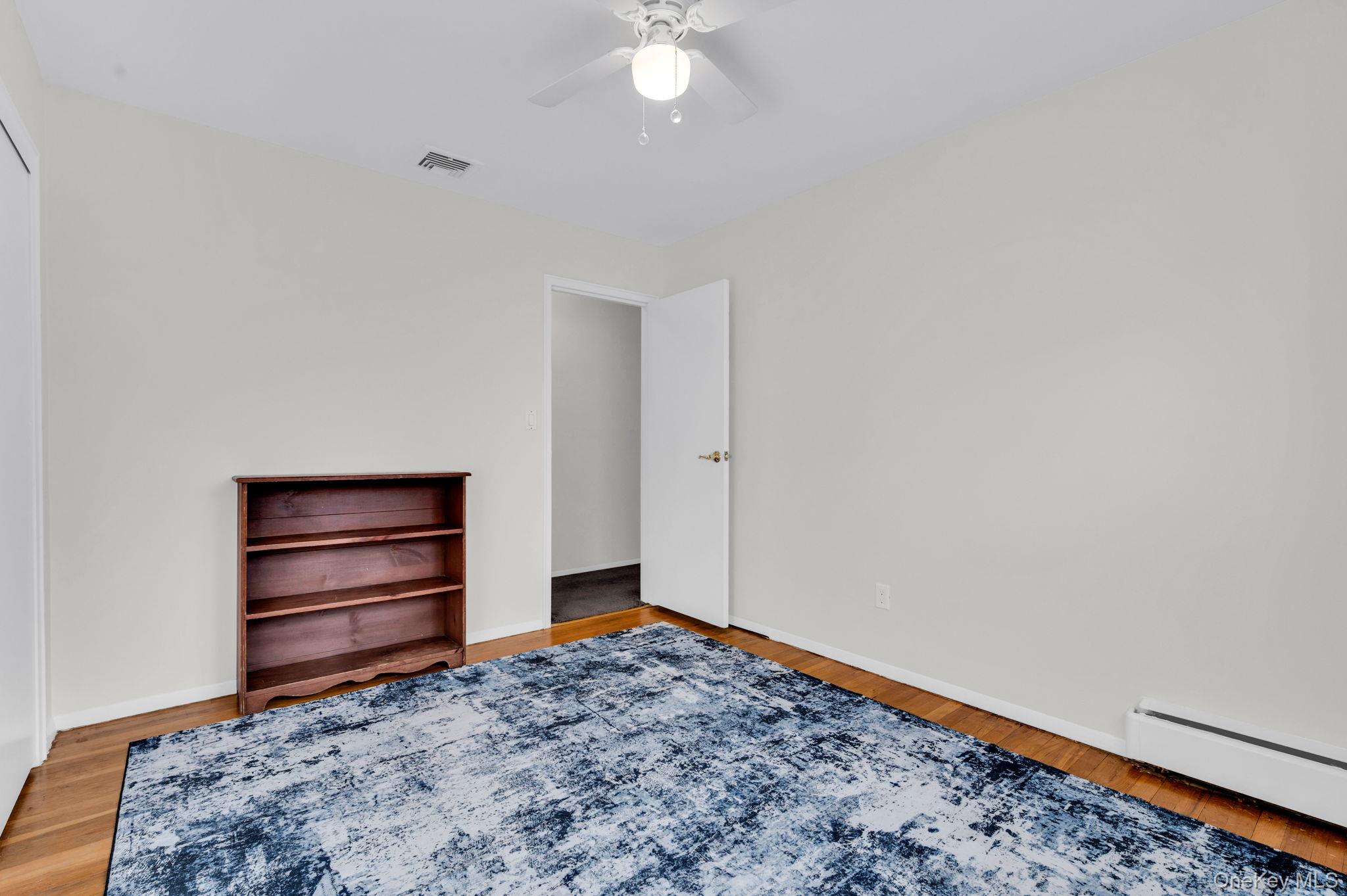 #16 photo, 266 Bayview Avenue, Massapequa , NY 11758