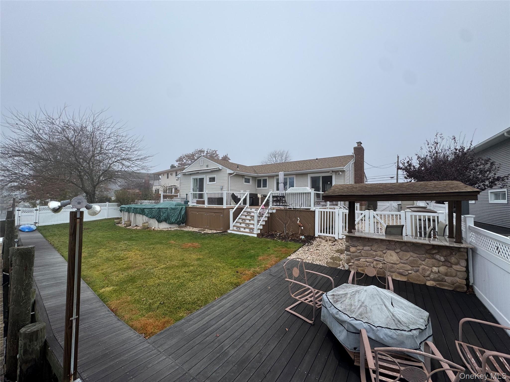 #6 photo, 266 Bayview Avenue, Massapequa , NY 11758