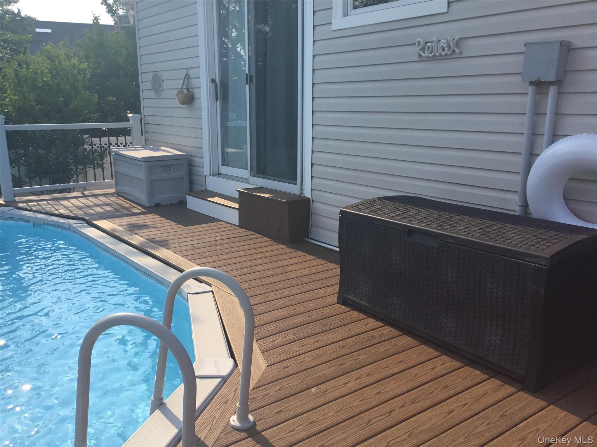 #7 photo, 266 Bayview Avenue, Massapequa , NY 11758