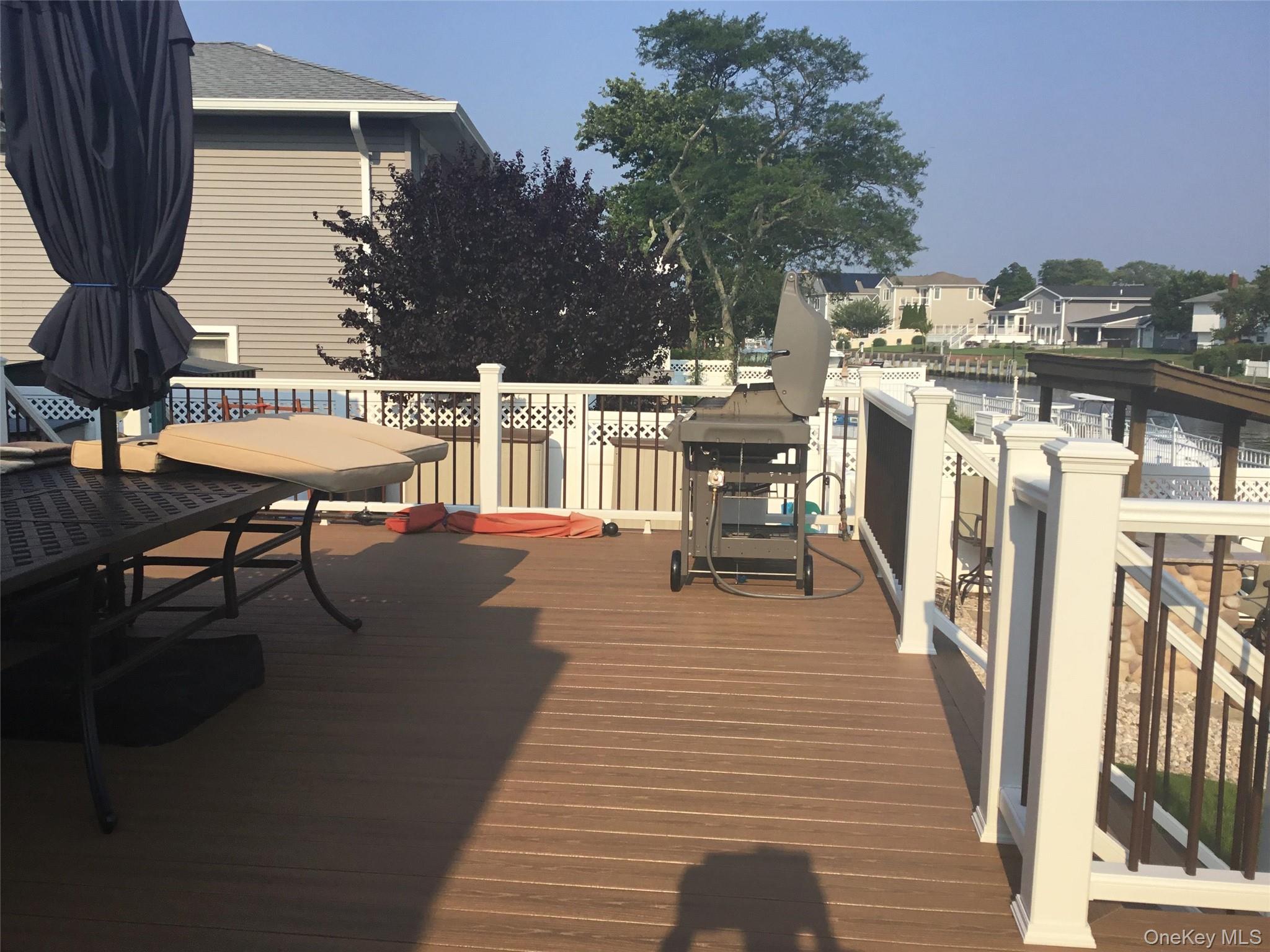 #8 photo, 266 Bayview Avenue, Massapequa , NY 11758