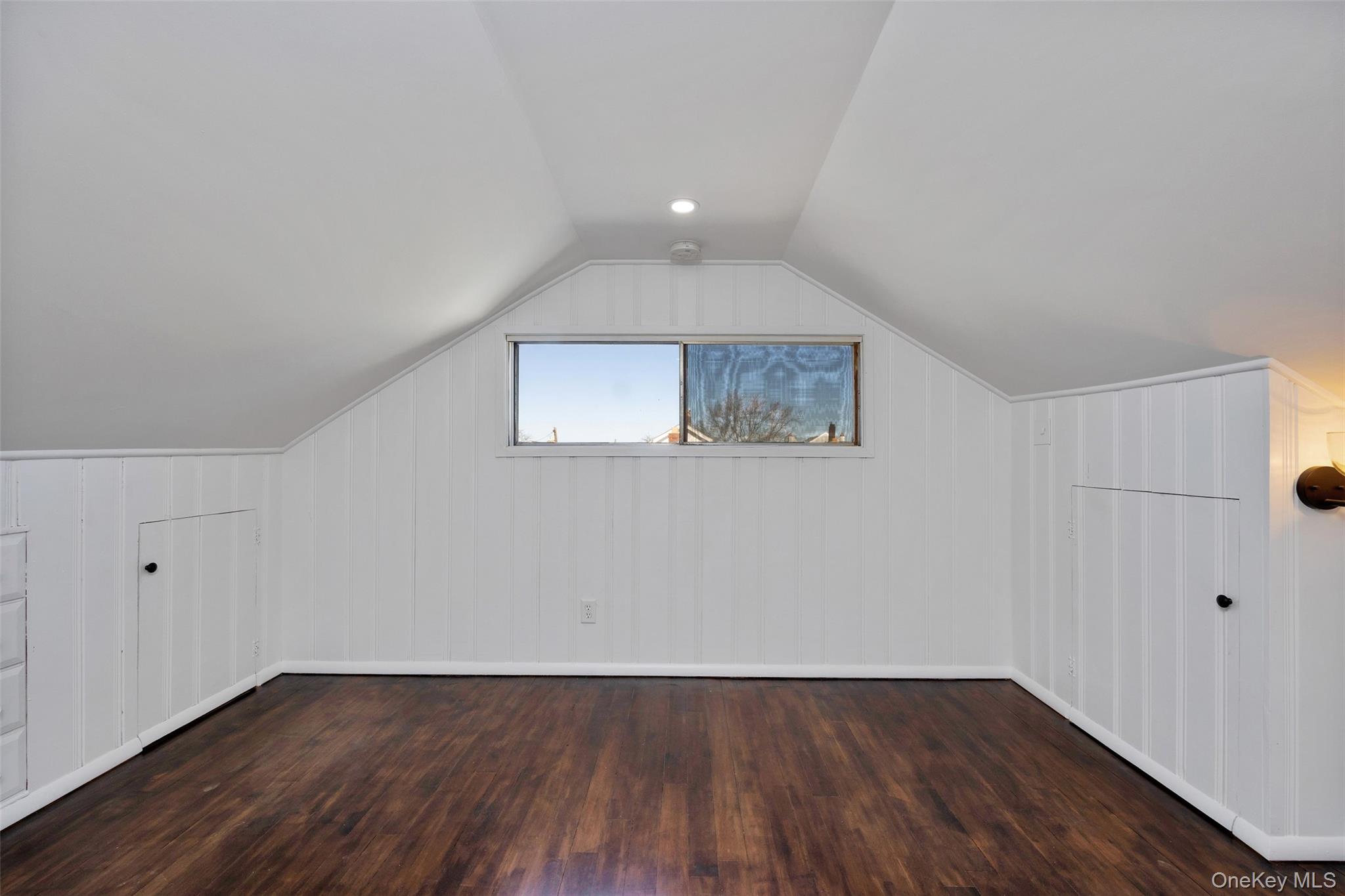 #11 photo, 5 Warren Avenue, Bayville , NY 11709