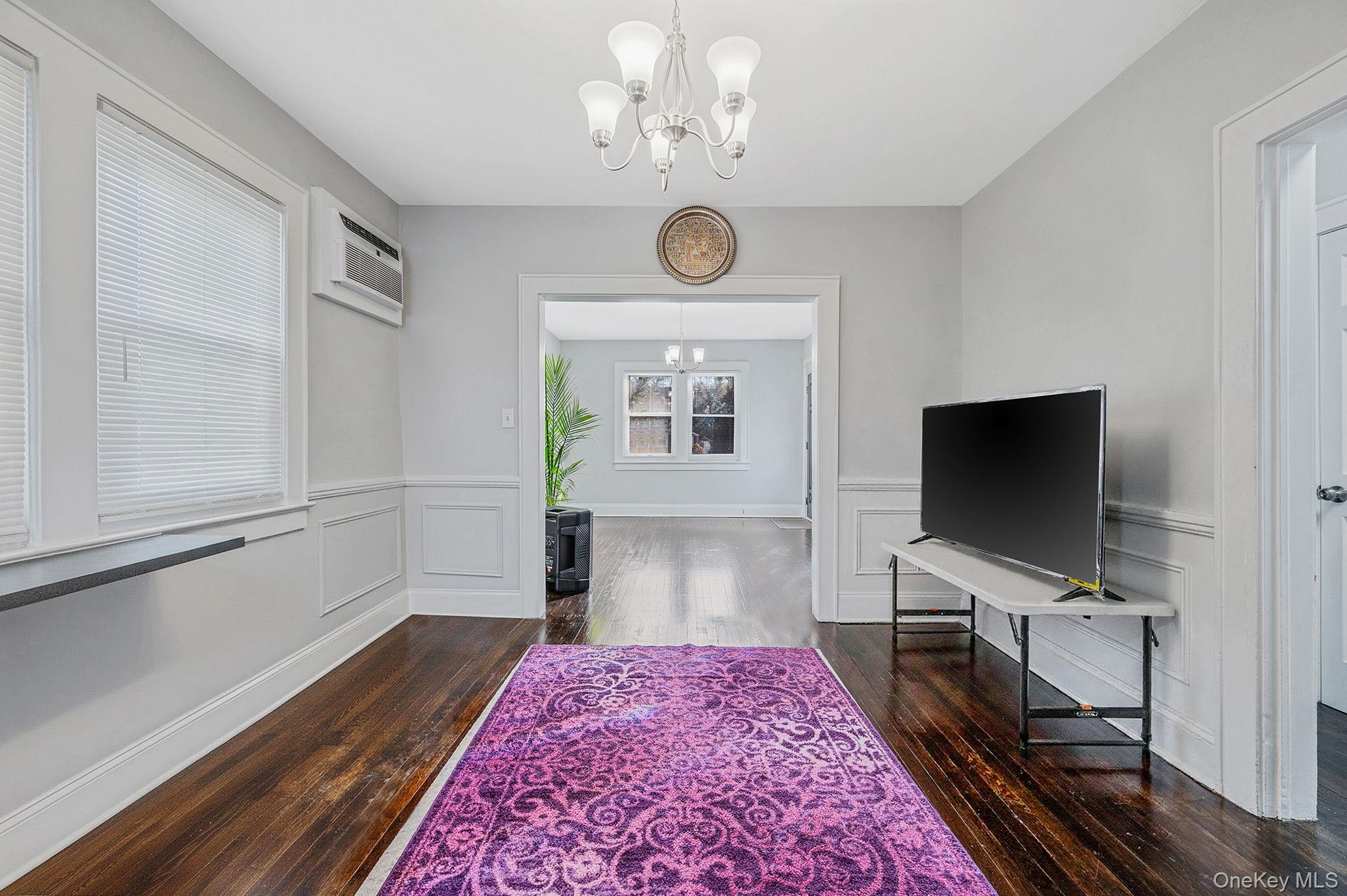 #11 photo, 37 Orchard Street, 롱 아일랜드 Merrick , NY 11566