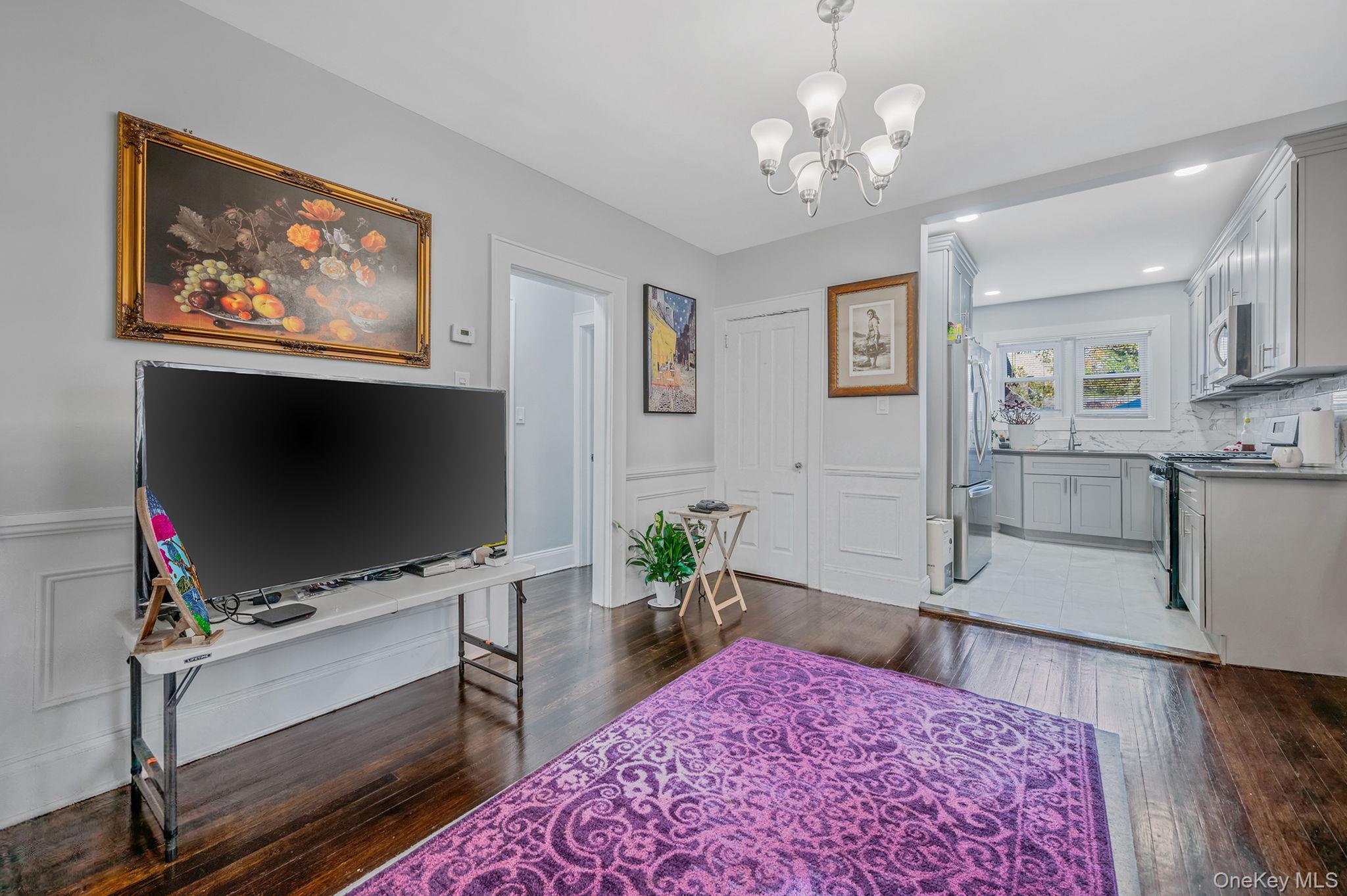 #12 photo, 37 Orchard Street, 롱 아일랜드 Merrick , NY 11566