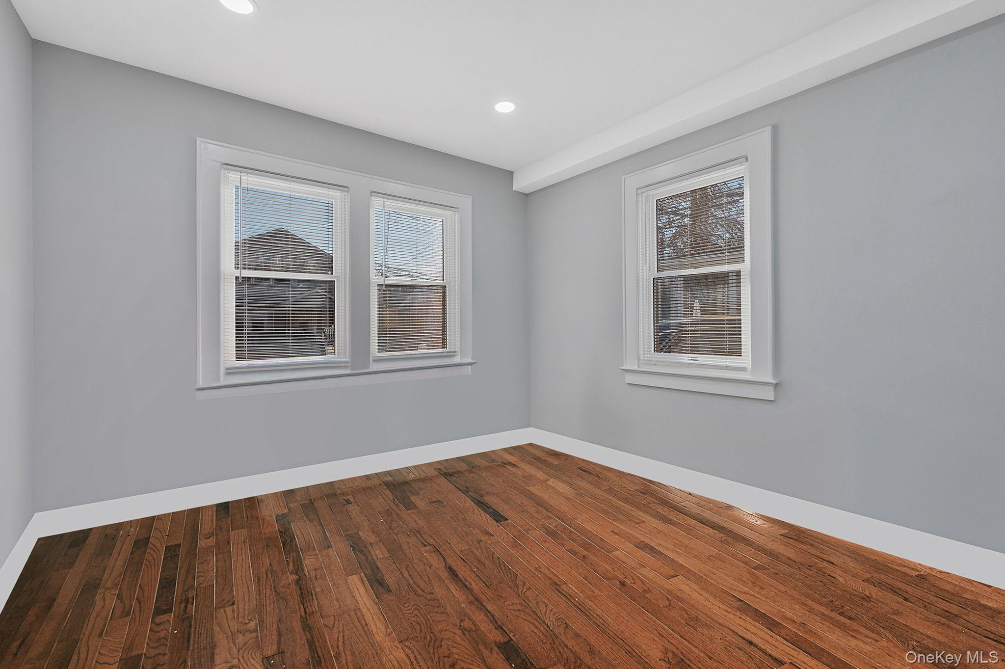 #15 photo, 37 Orchard Street, 롱 아일랜드 Merrick , NY 11566