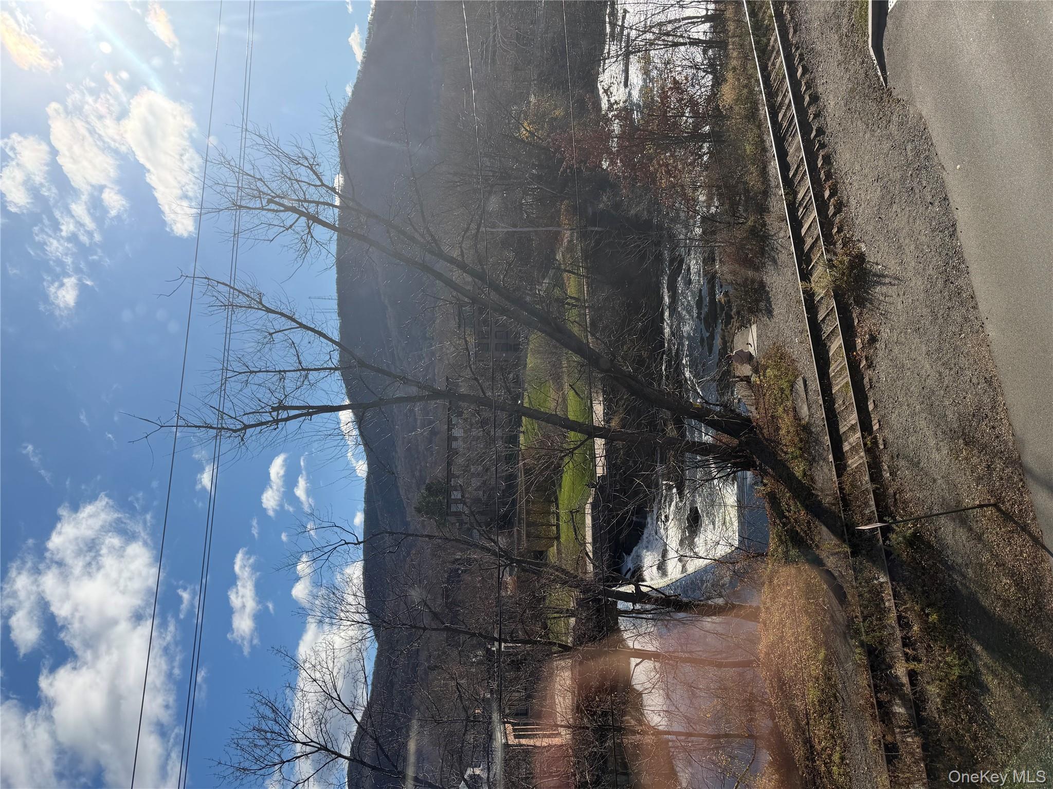 #13 photo, 554 Main, Beacon , NY 12508