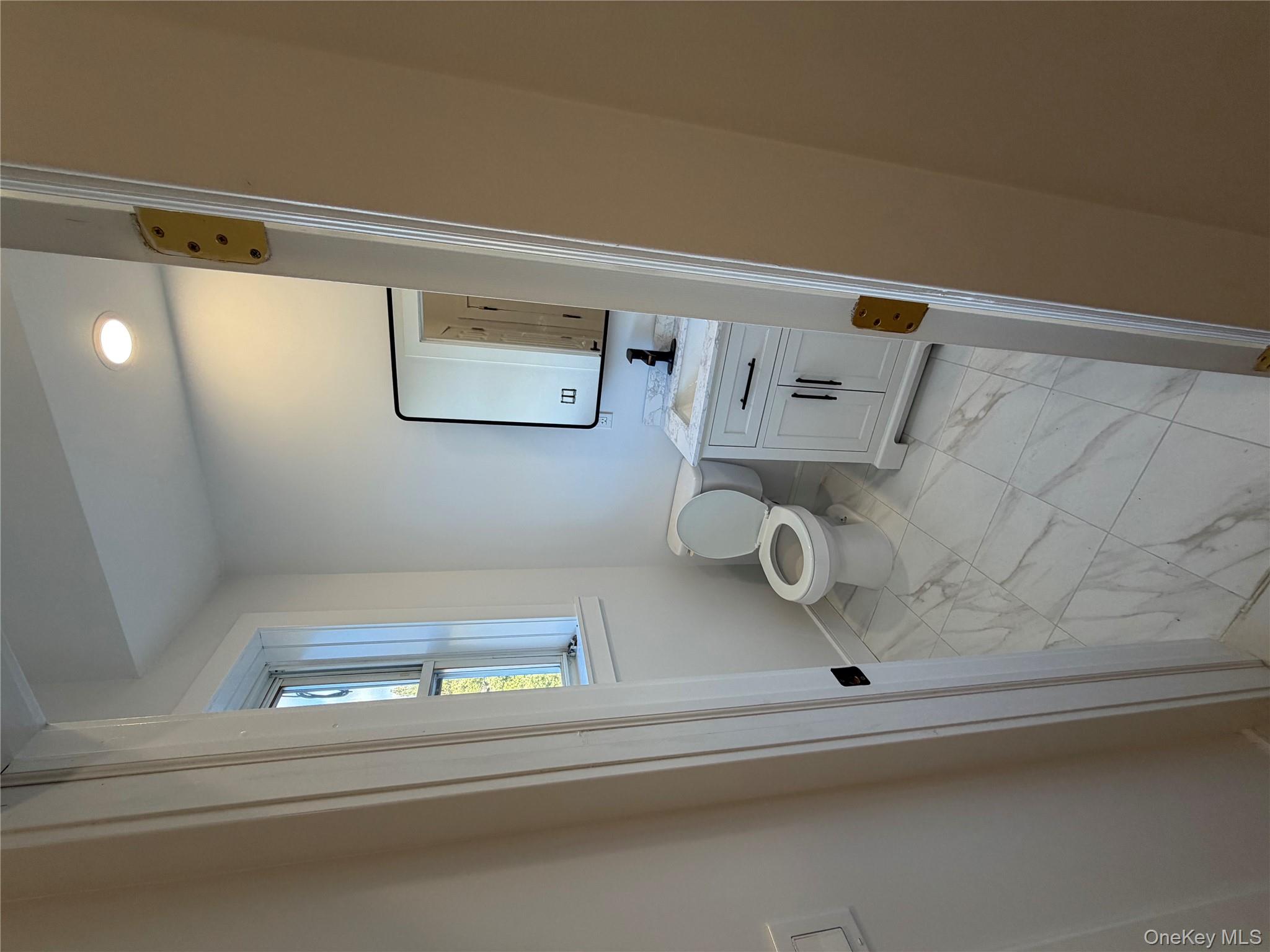 #7 photo, 554 Main, Beacon , NY 12508