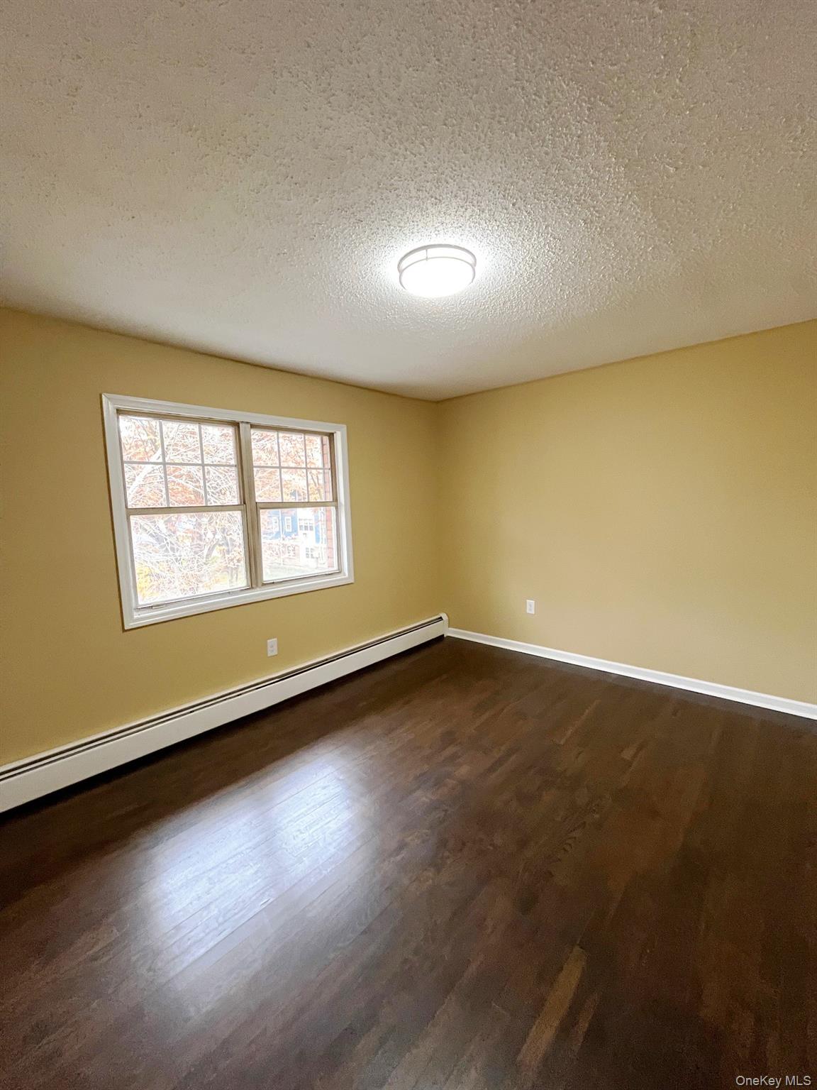 #7 photo, 1403 Barclay Manor, Newburgh , NY 12550