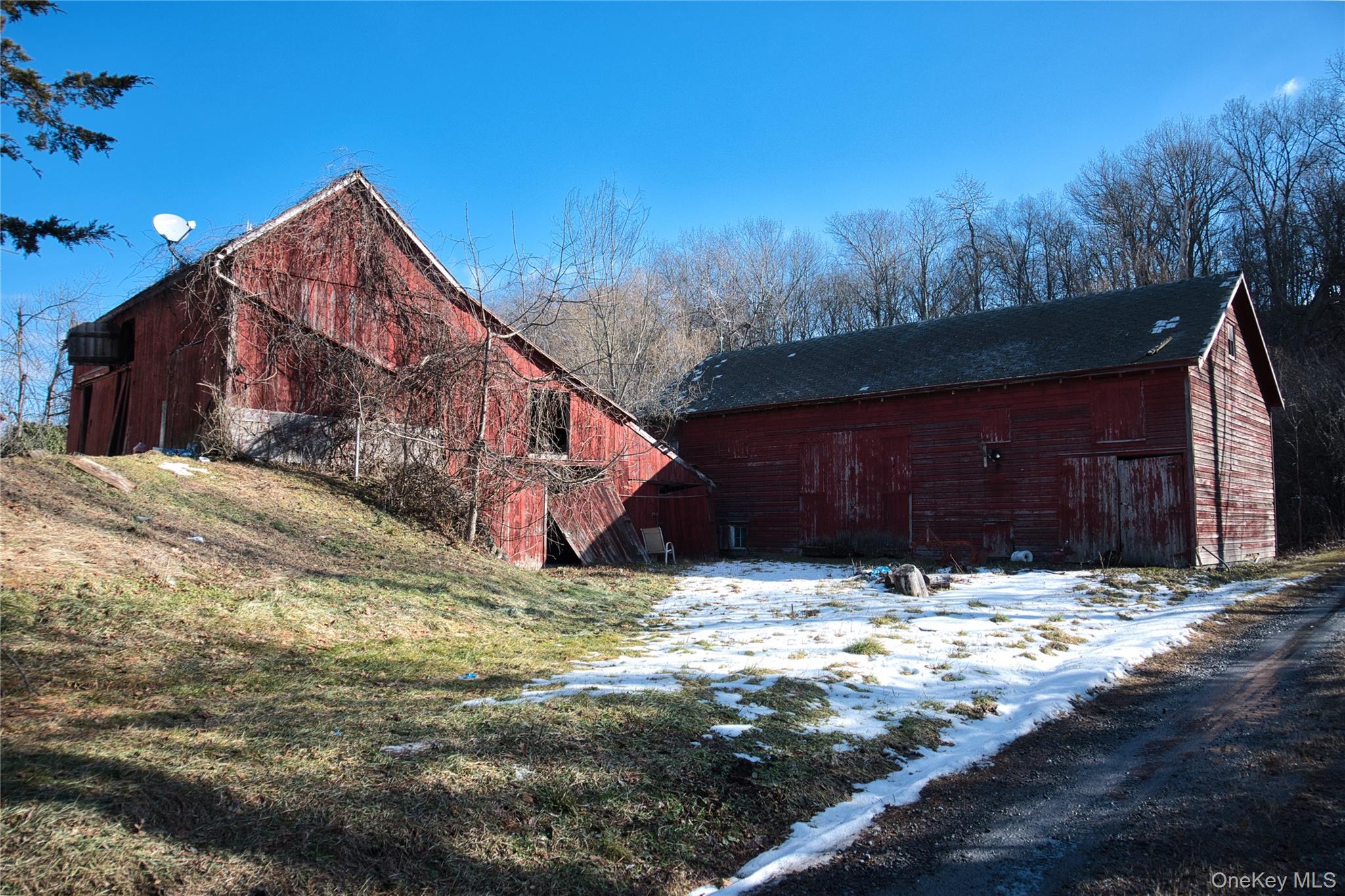 #3 photo, 256 Round Hill Road, Florida , NY 10921