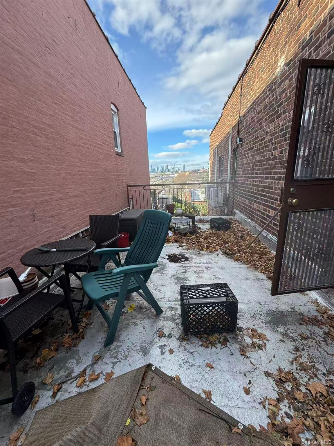 #8 photo, 52-02 62nd Street, Maspeth , NY 11378