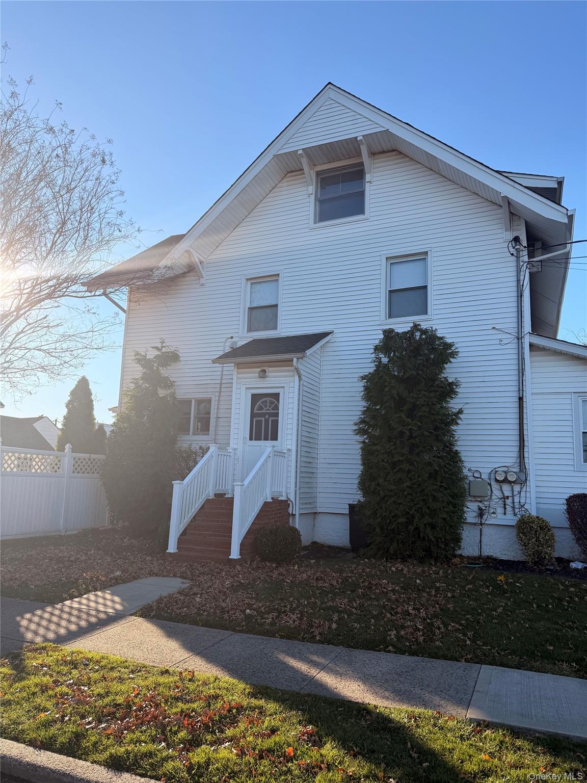 #1 photo, 65 W Windsor Parkway, 롱 아일랜드 Oceanside , NY 11572