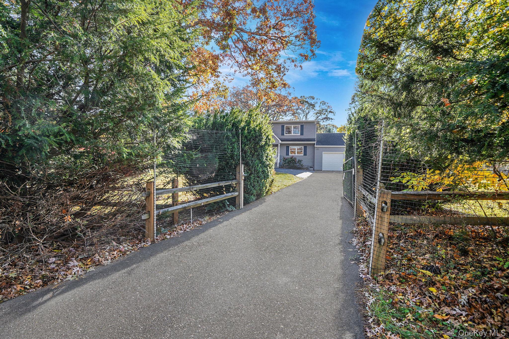 #2 photo, 12 Harbor Beach Road, 롱 아일랜드 Miller Place , NY 11764