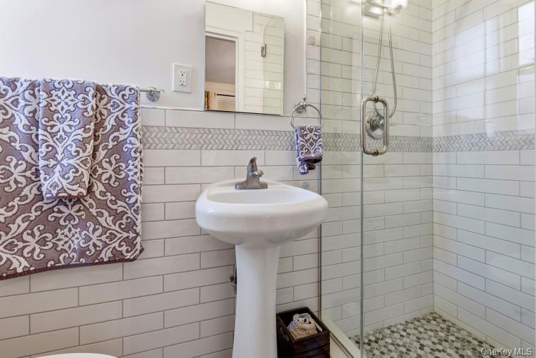 #14 photo, 76-36 113 Street, Forest Hills , NY 11375