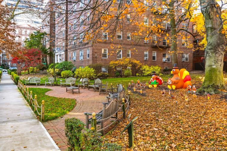 #16 photo, 76-36 113 Street, Forest Hills , NY 11375