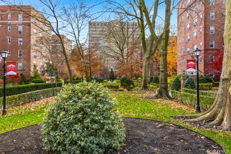 #18 photo, 76-36 113 Street, Forest Hills , NY 11375