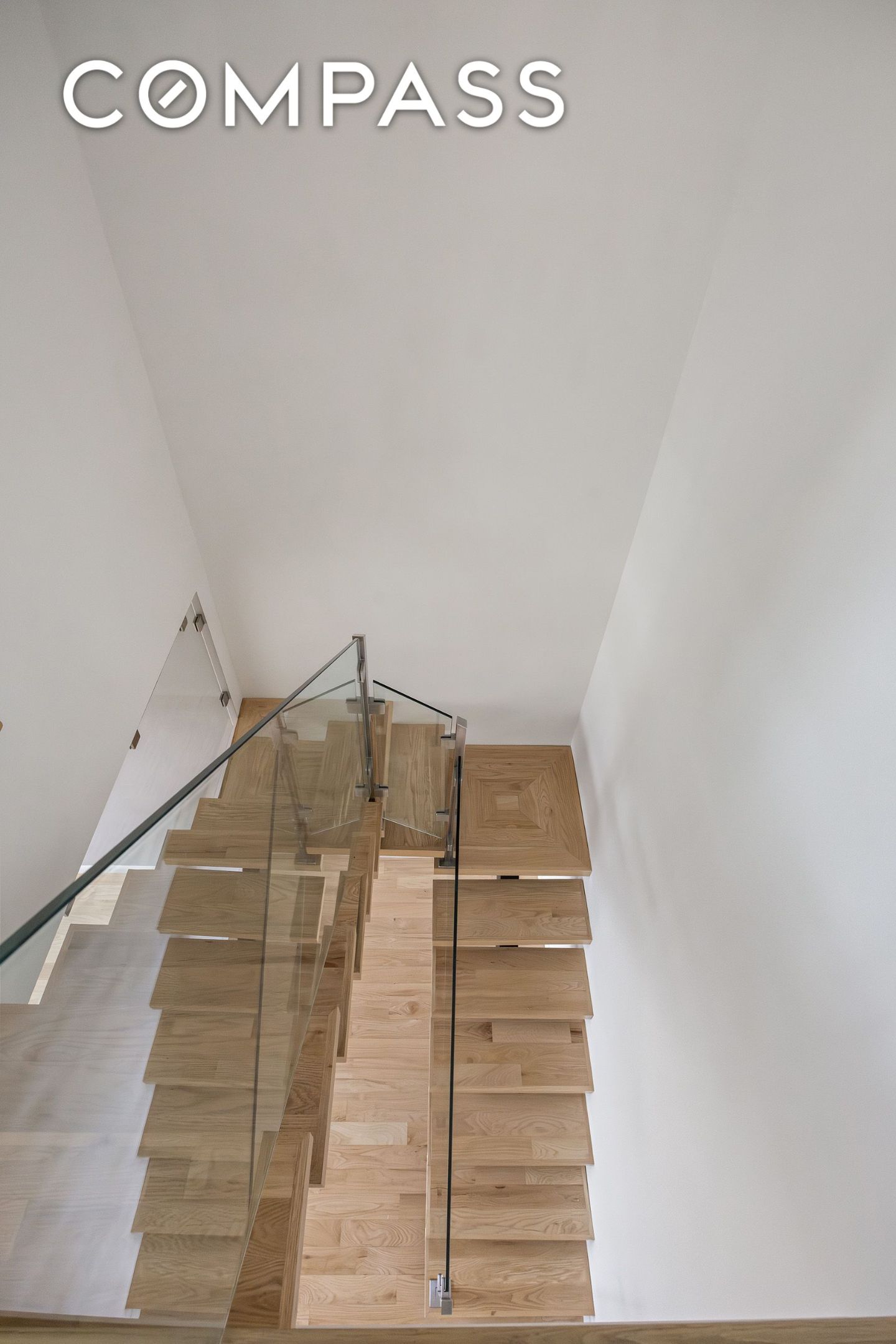 #7 photo, Brooklyn, East Williamsburg , NY 11211