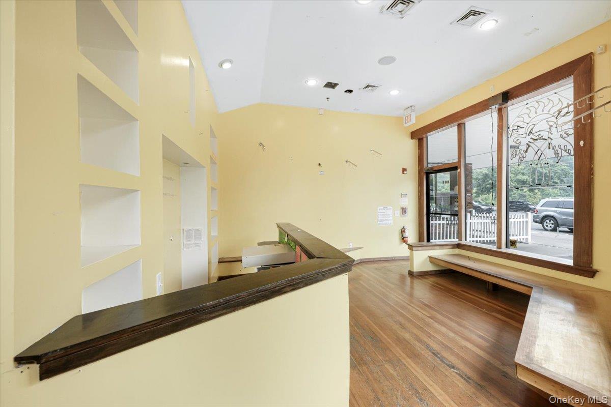 #11 photo, 482 Kings Highway, Valley Cottage , NY 10989