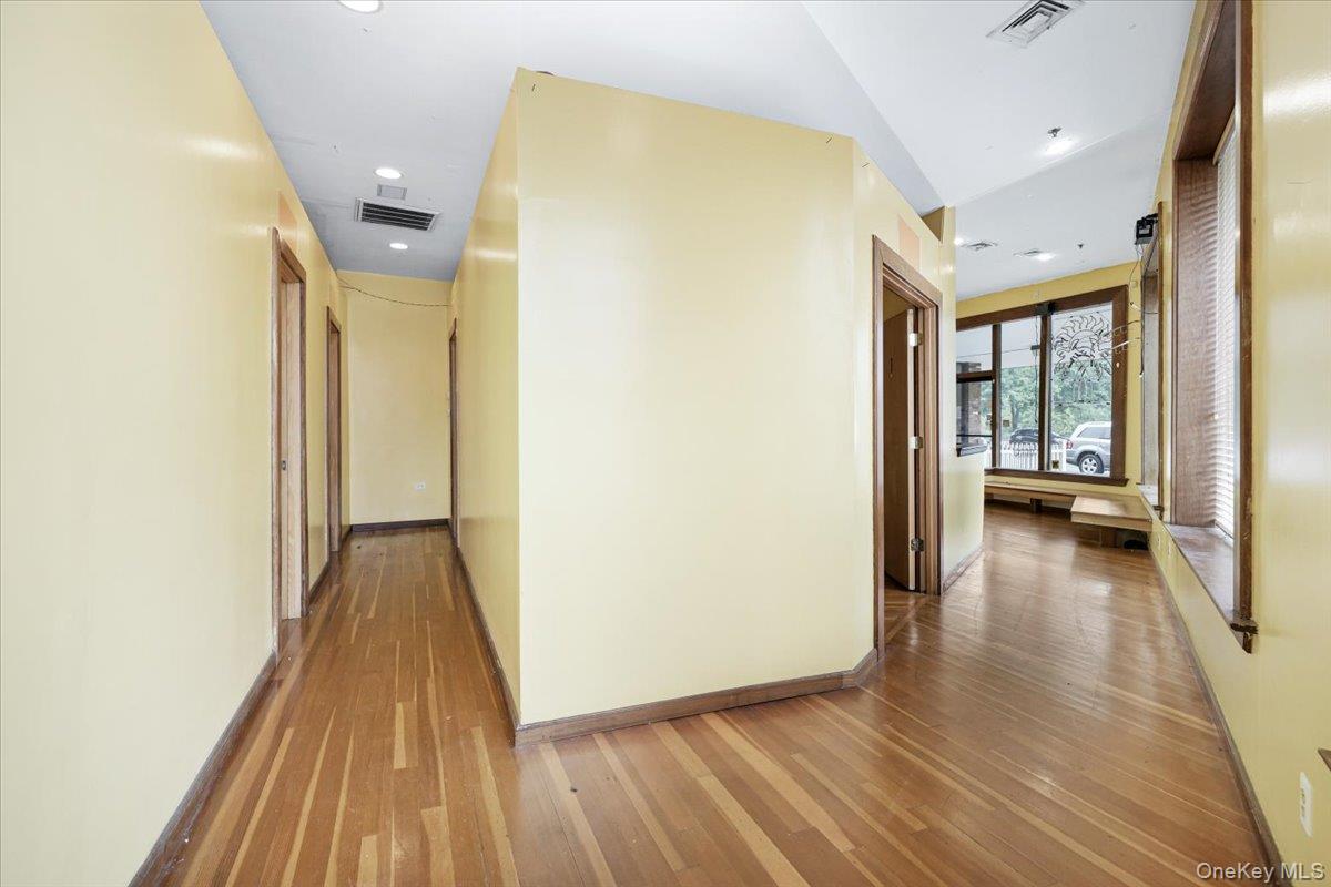 #15 photo, 482 Kings Highway, Valley Cottage , NY 10989