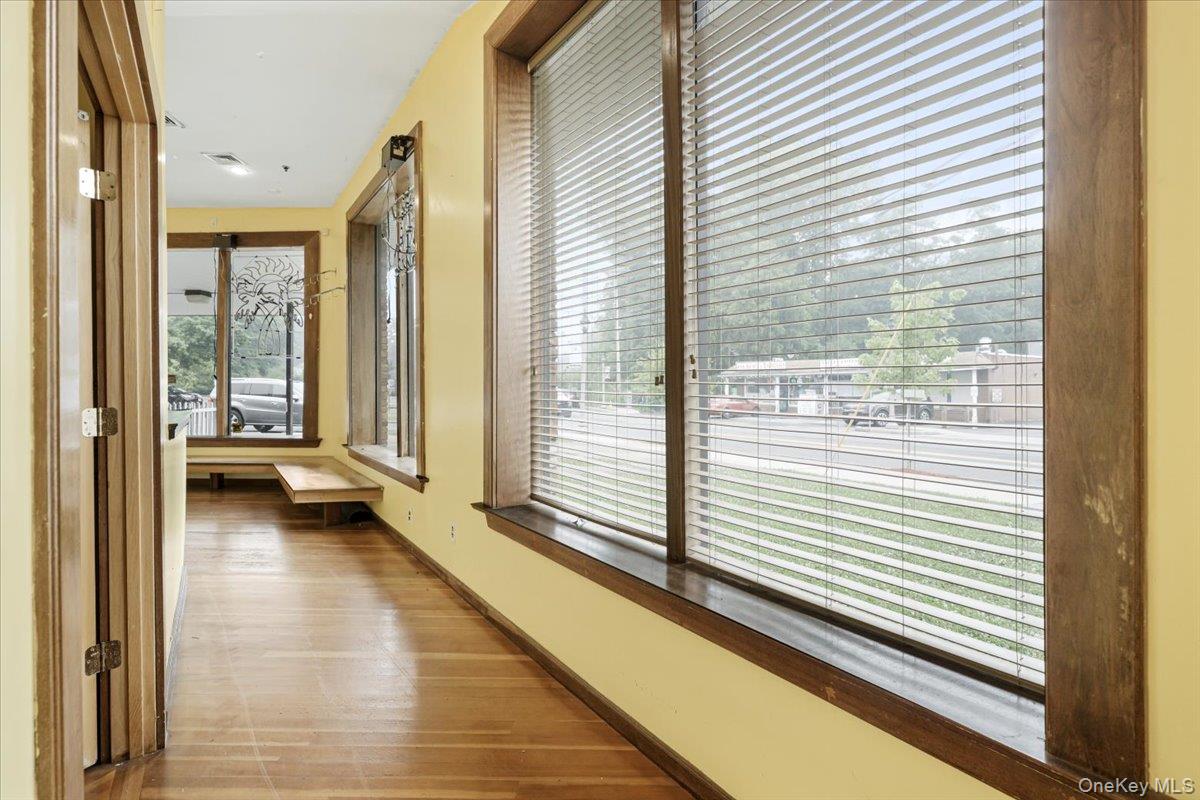 #16 photo, 482 Kings Highway, Valley Cottage , NY 10989