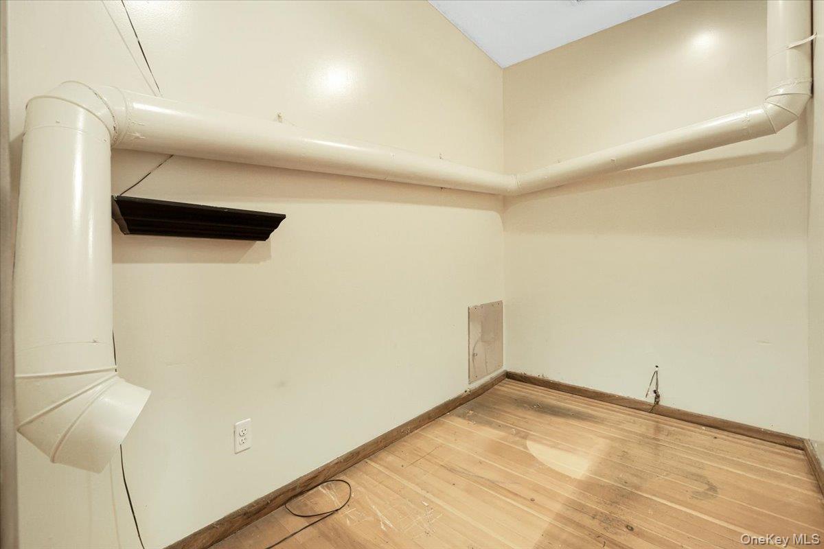 #19 photo, 482 Kings Highway, Valley Cottage , NY 10989