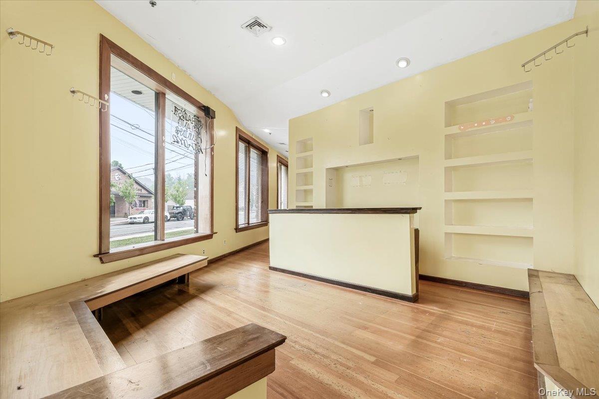 #8 photo, 482 Kings Highway, Valley Cottage , NY 10989