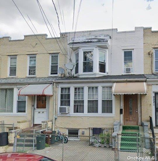 #1 photo, 95-19 80th Street, कुईंस Ozone Park , NY 11416