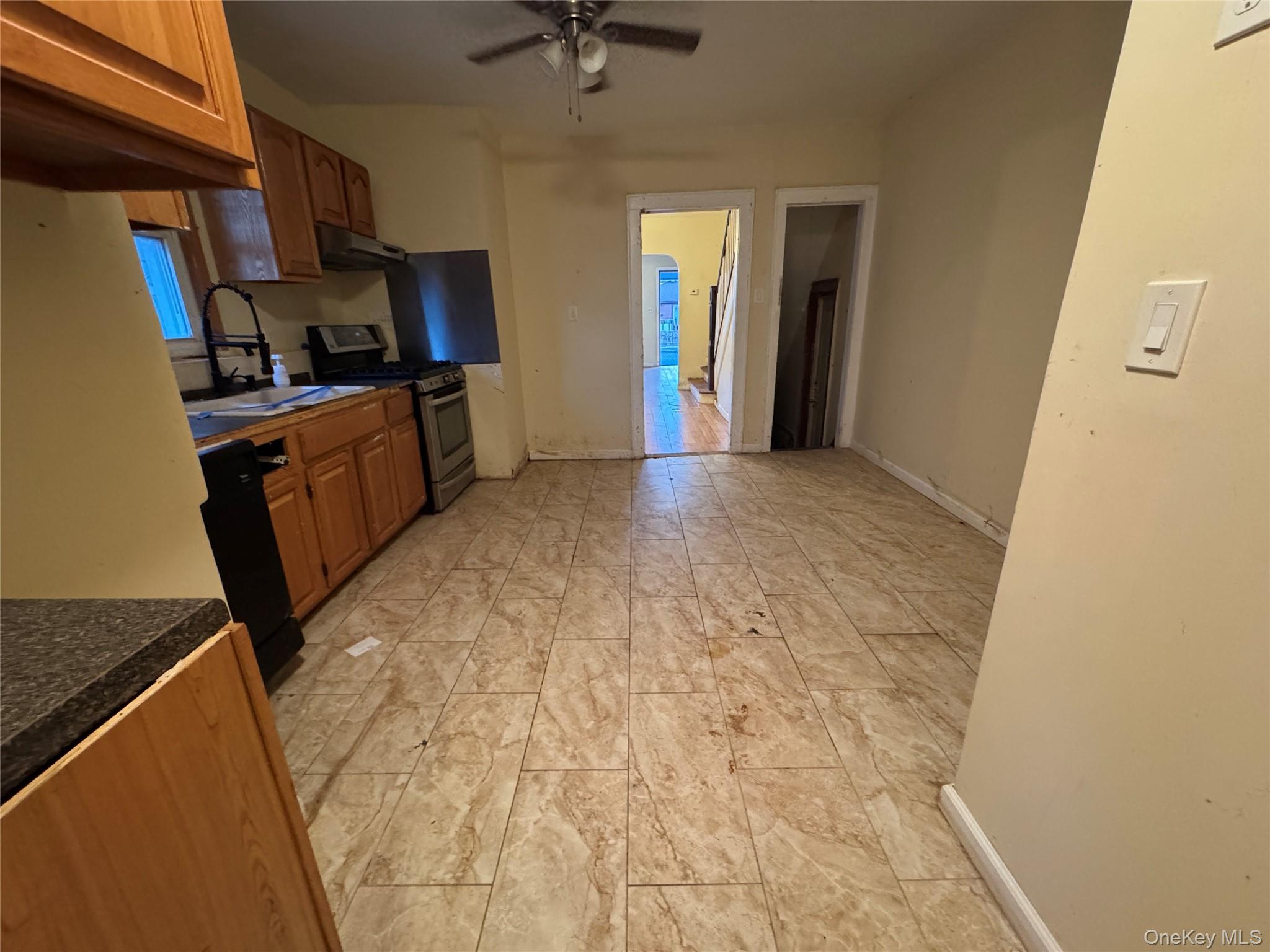 #11 photo, 142-06 116th Avenue, Jamaica , NY 11436