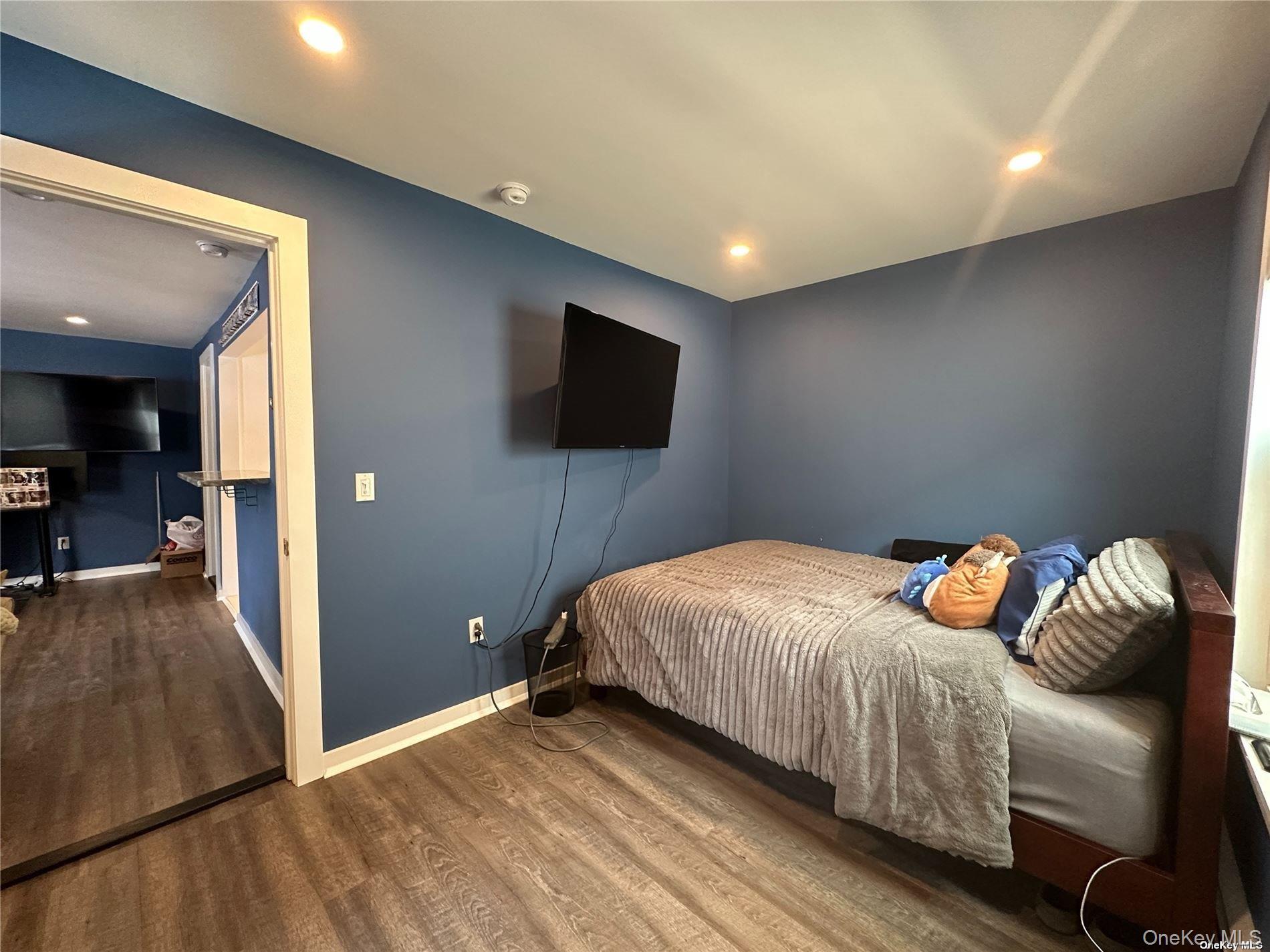 #12 photo, 239 Main Street, Northport , NY 11768