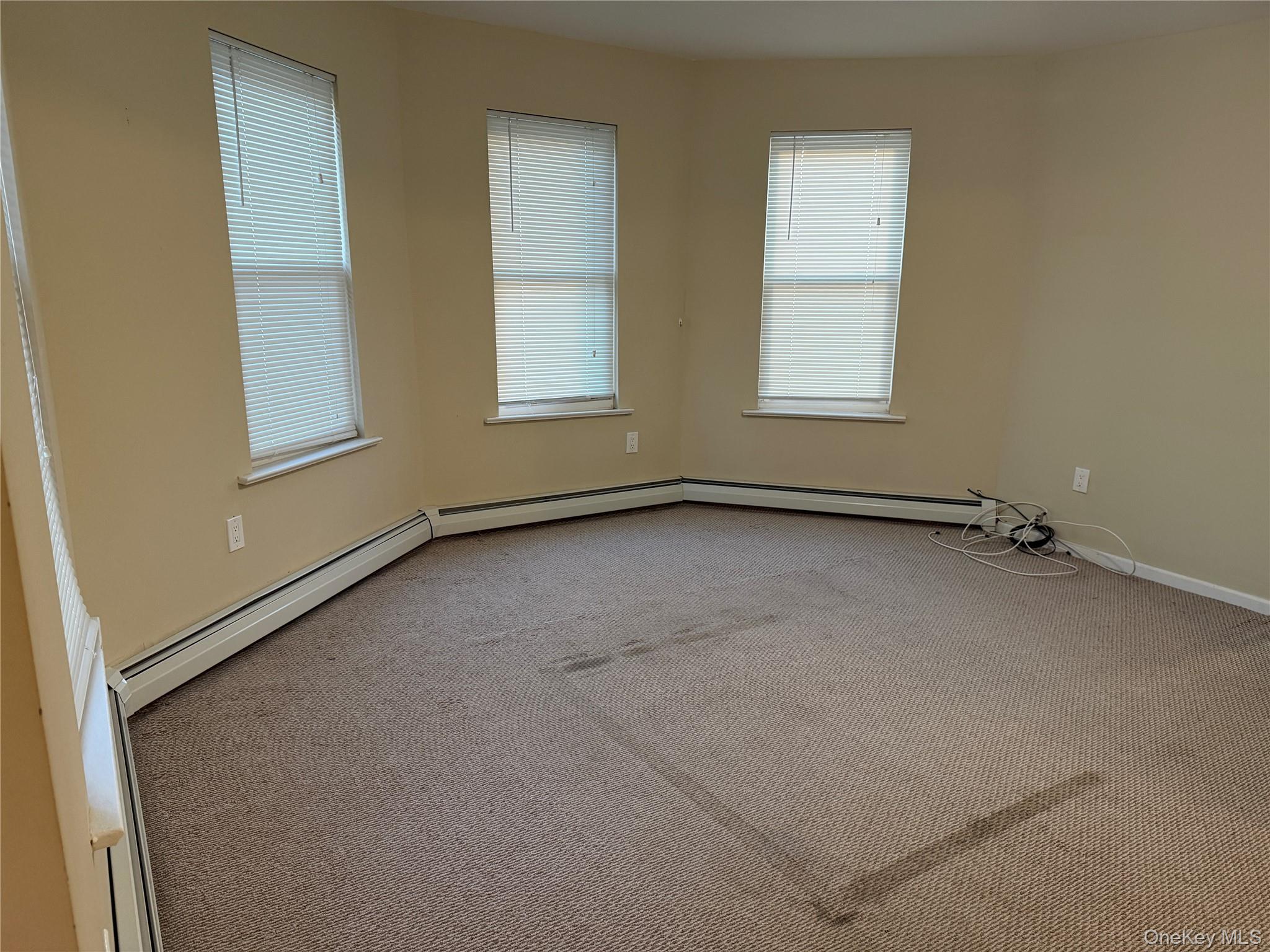 #10 photo, 75 Anstice Street, מחוז נסאו Oyster Bay , NY 11771