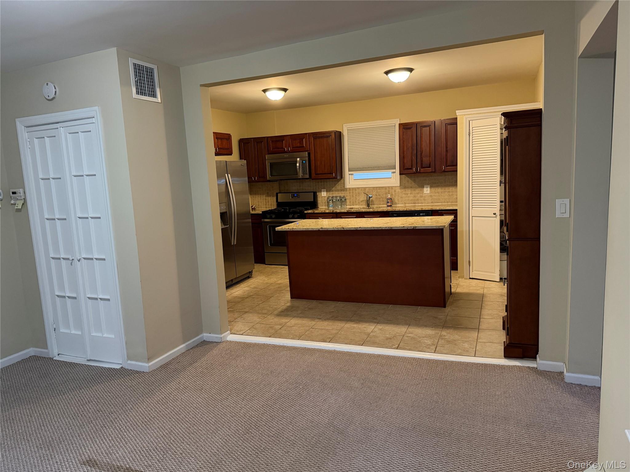 #11 photo, 75 Anstice Street, מחוז נסאו Oyster Bay , NY 11771