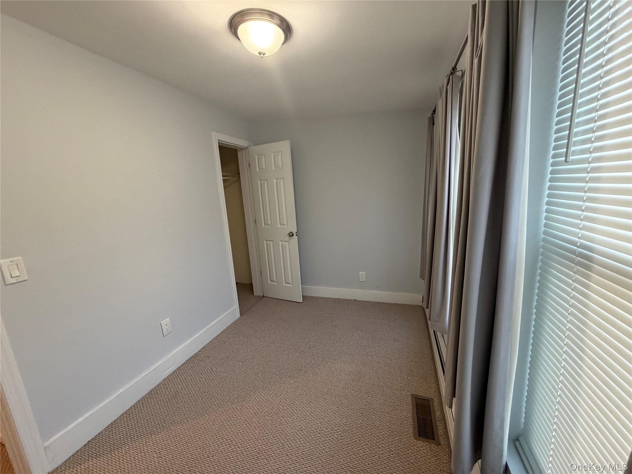 #5 photo, 75 Anstice Street, מחוז נסאו Oyster Bay , NY 11771