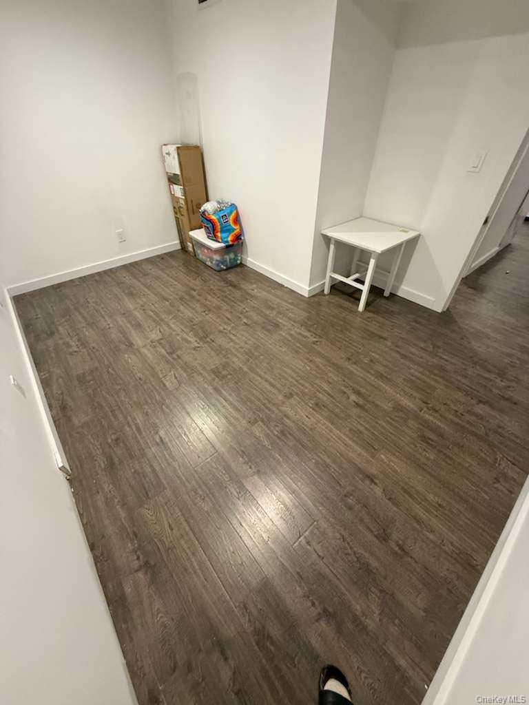 #4 photo, Hampton Bays, Hampton Bays , NY 11946