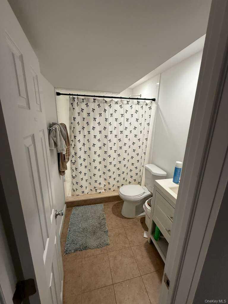 #8 photo, Hampton Bays, Hampton Bays , NY 11946