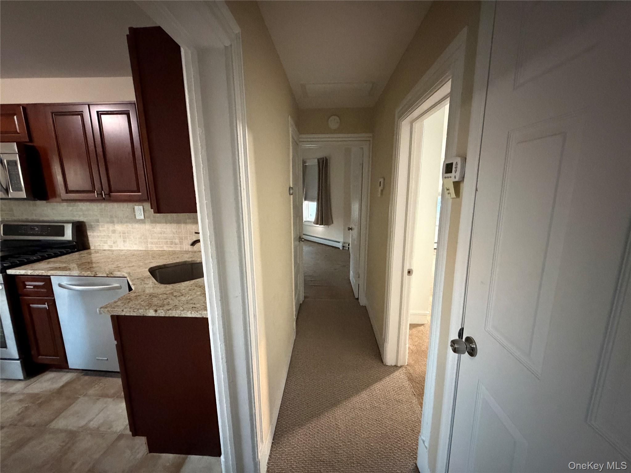 #4 photo, 75 Anstice Street, מחוז נסאו Oyster Bay , NY 11771