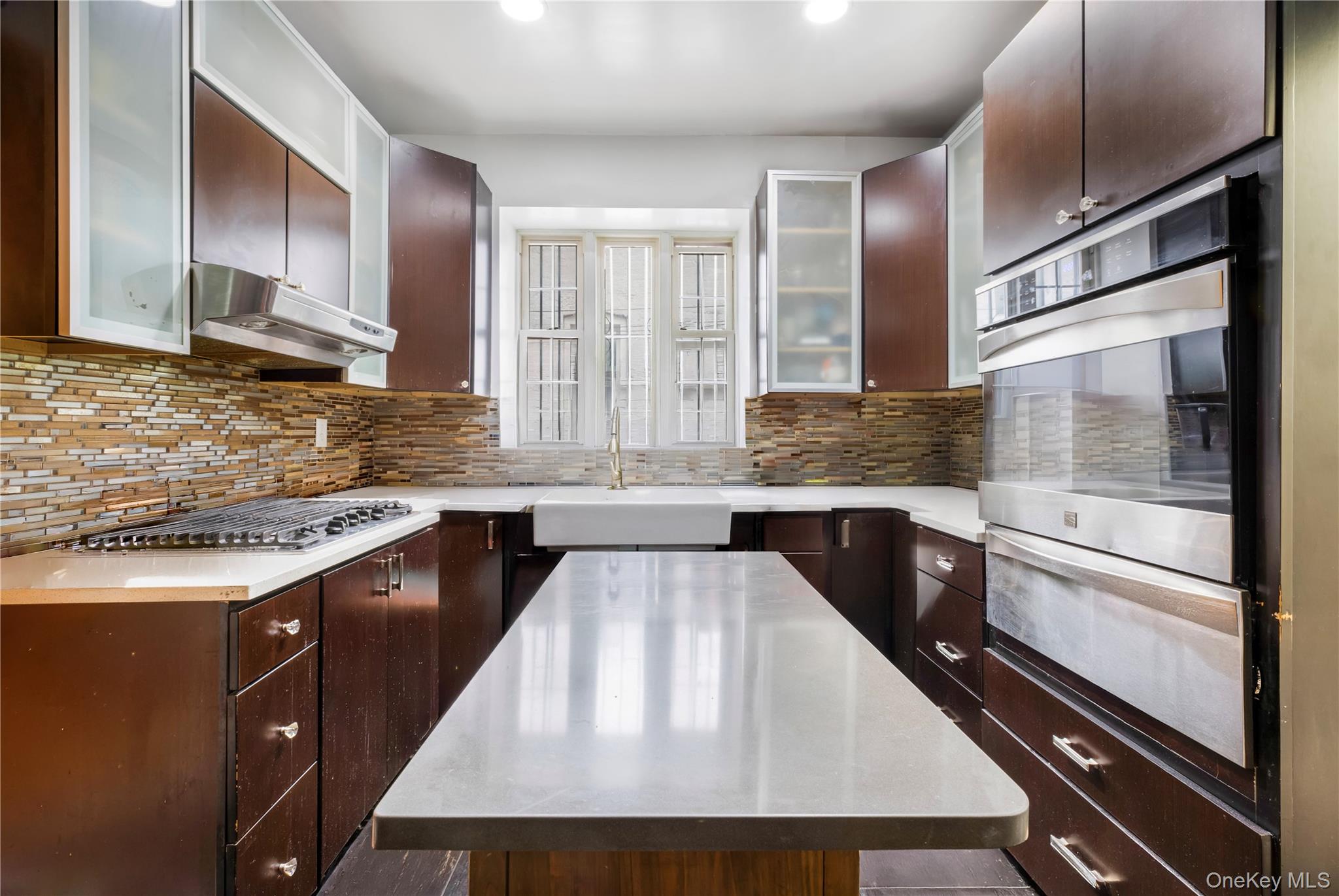 #10 photo, 853 E 49th Street, Бруклин ‖ Brooklyn , NY 11203