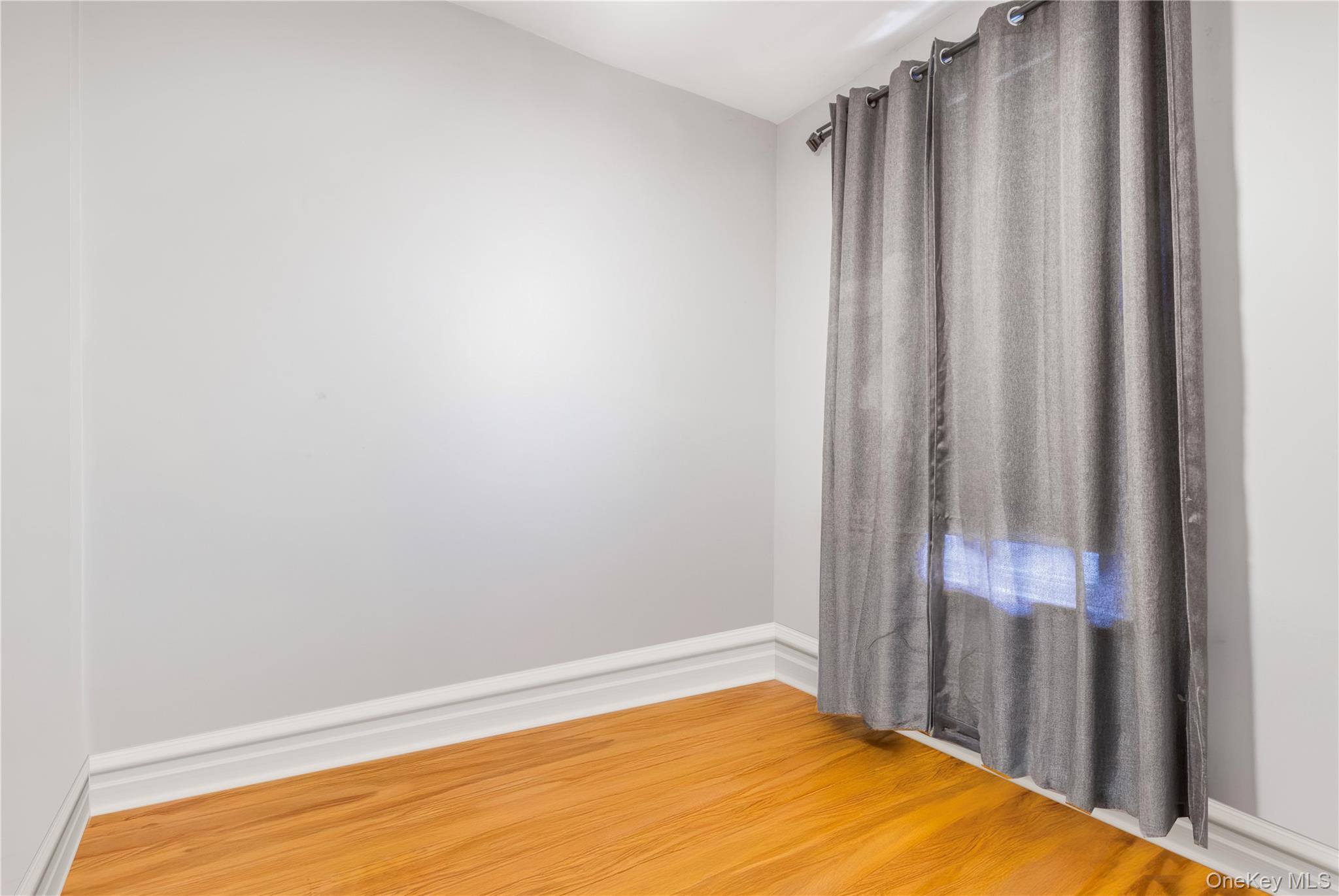 #12 photo, 853 E 49th Street, Бруклин ‖ Brooklyn , NY 11203